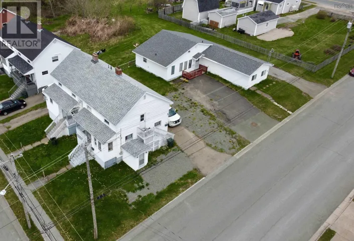 33 Inverness Street, Sydney, Nova Scotia B1P0E2