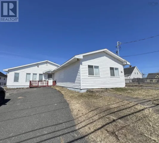 33 Inverness Street, Sydney, Nova Scotia B1P0E2