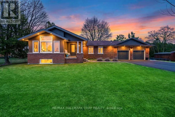 1587 MOUNT ALBERT ROAD, East Gwillimbury (Sharon), Ontario L0G1V0