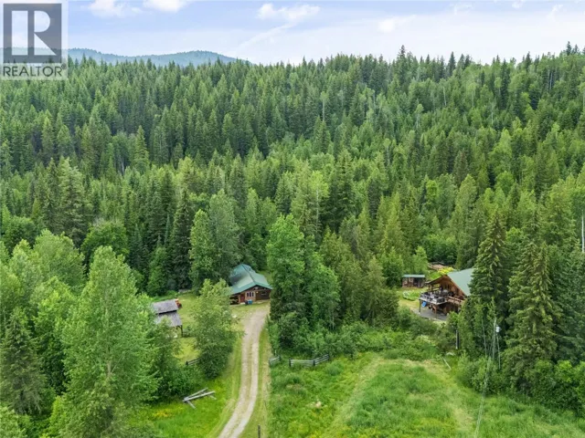 6177 Trout Creek Road, Clearwater, British Columbia V0E1N1