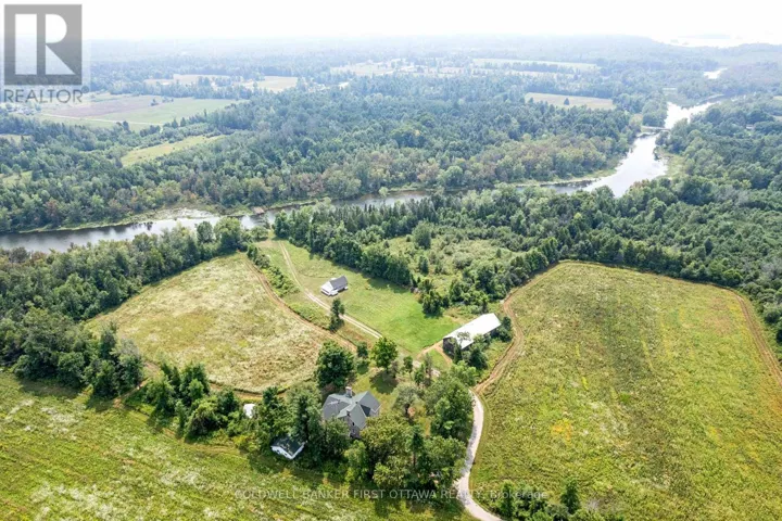 2565 CHRISTIE LAKE ROAD, Tay Valley, Ontario K7H3C6