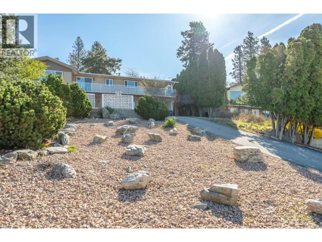 162 DARTMOUTH Place, Penticton, British Columbia V2A7S4