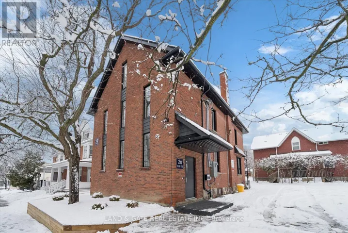 20 ELGIN STREET E, Oshawa (O'Neill), Ontario L1G1S8