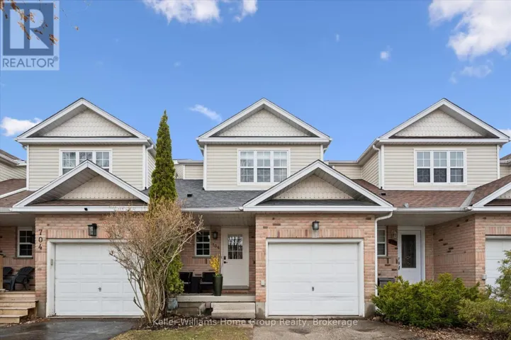 706 DENNY GATE, Centre Wellington (Fergus), Ontario N1M3S1