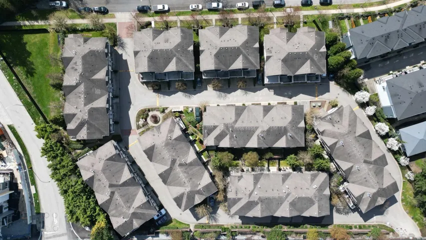 15 16588 FRASER HIGHWAY, Surrey, British Columbia V4N0G5