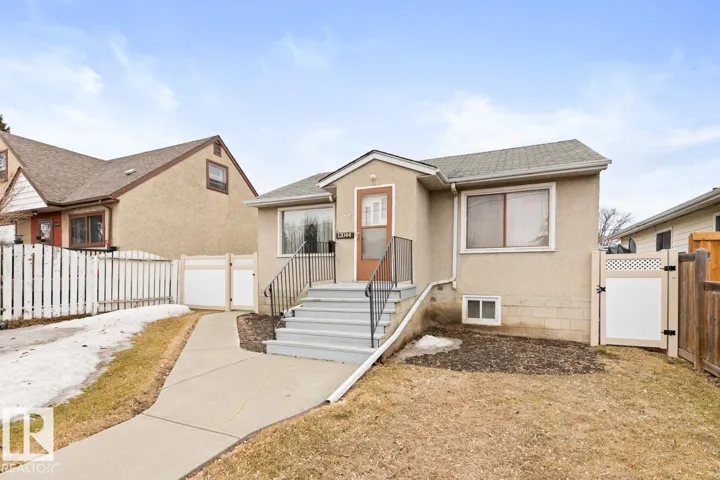 12044 50 ST NW, Edmonton, Alberta T5W3C4