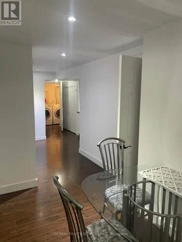 920 LEDBURY CRESCENT, Mississauga (East Credit), Ontario L5V2P8