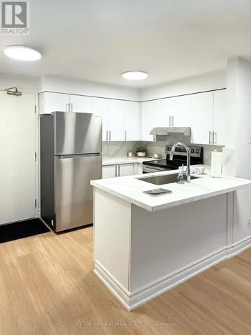 30 - 41 VALLEYVIEW ROAD, Kitchener, Ontario N2E3H9