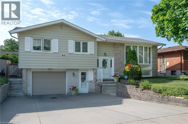 85 BURLINGTON Drive, Kitchener, Ontario N2B1T4