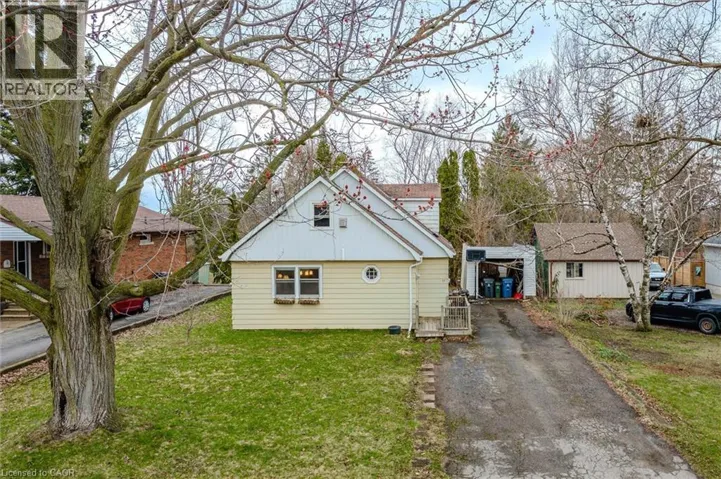 37 EDGEHILL Drive, Guelph, Ontario N1H5E3