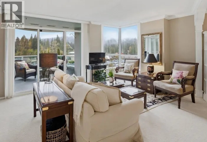 704 995 ROCHE POINT DRIVE, North Vancouver, British Columbia V7H2X4