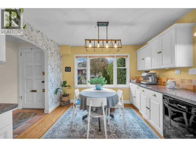 378 E 59TH AVENUE, Vancouver, British Columbia V5X1X9