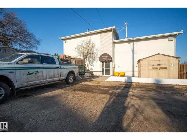 #E 16315 89 AV NW, Edmonton, Alberta T5R4S1