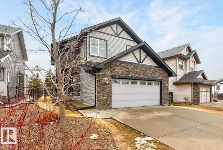 7335 ESSEX RD, Sherwood Park, Alberta T8H0L1