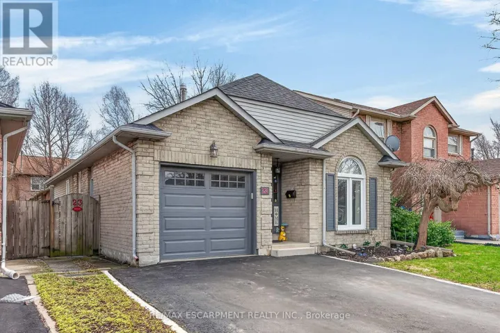 23 JULIEBETH DRIVE, Hamilton (Gurnett), Ontario L9B2N6