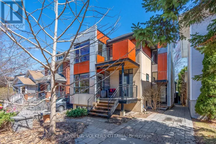 93 GILCHRIST AVENUE, Ottawa, Ontario K1Y0M9