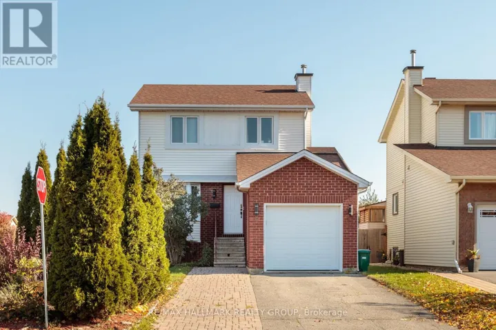 2 NEWPORT CRESCENT, Ottawa, Ontario K1T3L8