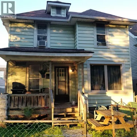 354 BRUCE, Windsor, Ontario N9A4W5