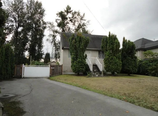 13268 96 AVENUE, Surrey, British Columbia V3V1Y4