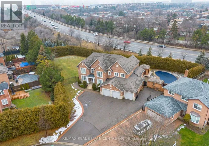 2489 OLINDA COURT, Mississauga (Erindale), Ontario L5C4P5