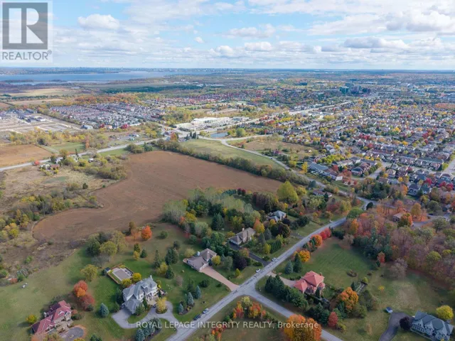 6 MARCHBROOK CIRCLE, Ottawa, Ontario K2W1A1