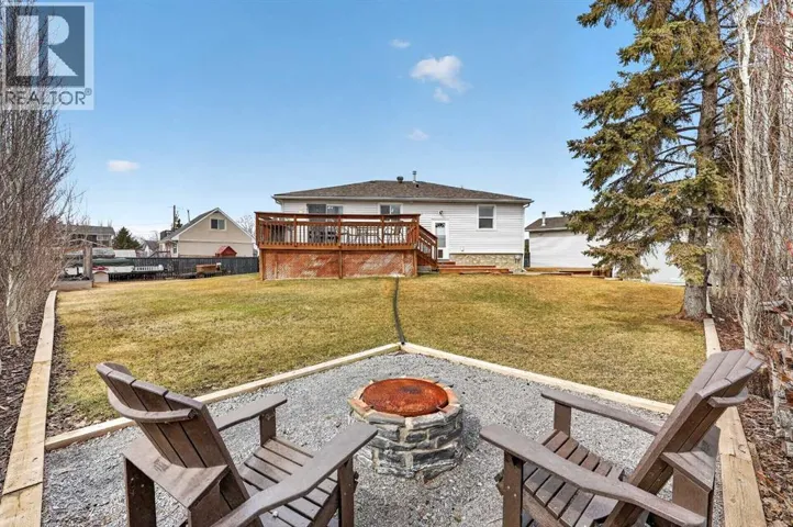 211 1 Avenue SE, Langdon, Alberta T0J1X1