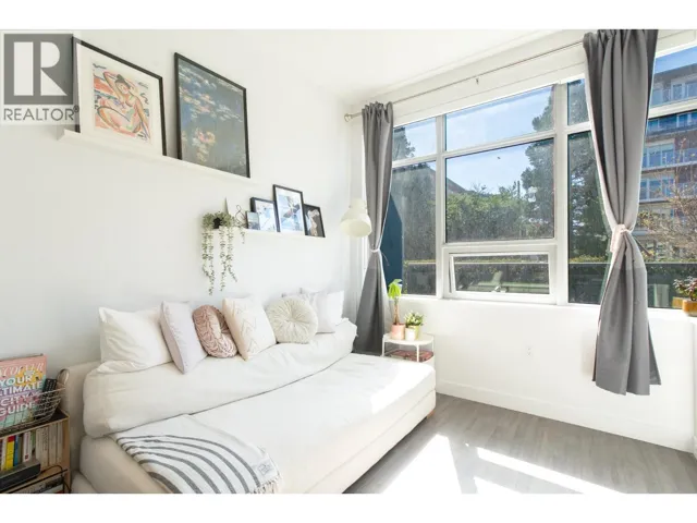 106 523 W KING EDWARD AVENUE, Vancouver, British Columbia V5Z0J3