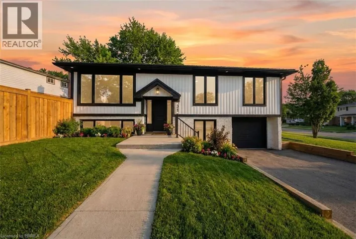 31 HILLCREST Avenue, Brantford, Ontario N3T5Z2