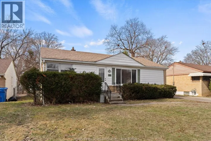3701 DANDURAND AVENUE, Windsor, Ontario N9E2G4