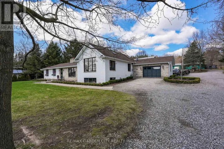 377 CANBORO ROAD, Pelham (Fenwick), Ontario L0S1M0
