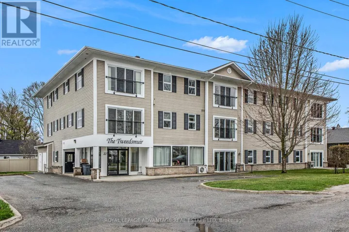 22 WELLAND STREET, Perth, Ontario K7H3H7