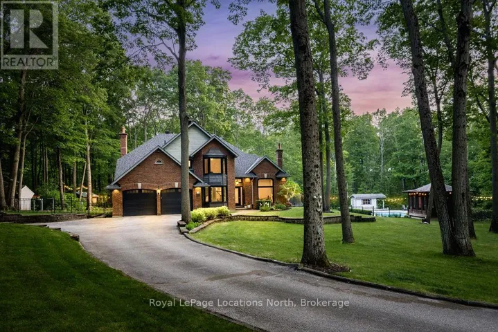 18 MILLS CIRCLE, Springwater (Midhurst), Ontario L0L1X0