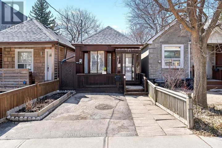 186 CEDRIC AVENUE, Toronto (Oakwood Village), Ontario M6C3X8