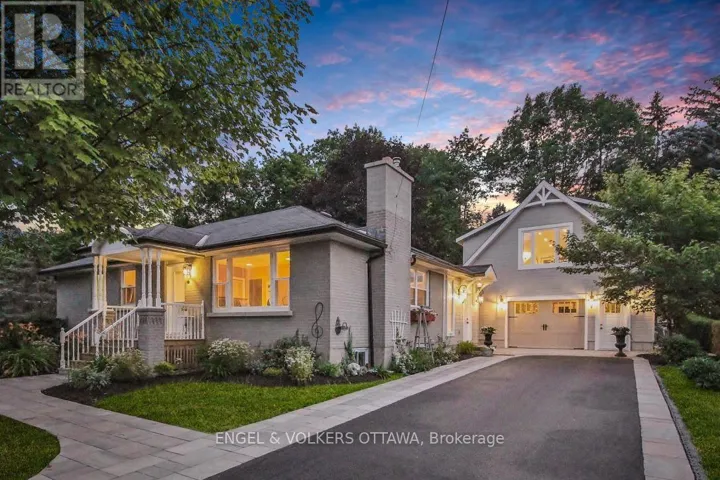 1105 EDWARD STREET, Ottawa, Ontario K4M1G8