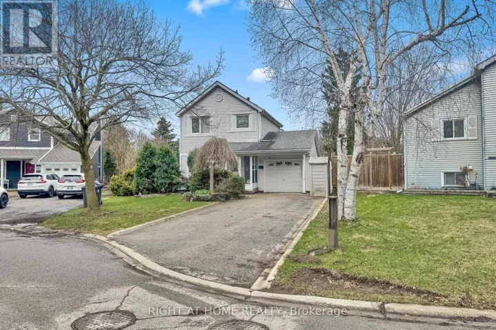 22 BLUERIDGE SQUARE, Brampton (Heart Lake West), Ontario L6Z1A1