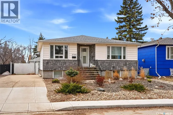 2709 24th AVENUE, Regina, Saskatchewan S4S1J6