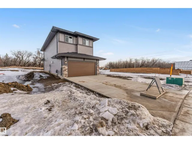 17811 7 ST NE, Edmonton, Alberta T5Y4K3