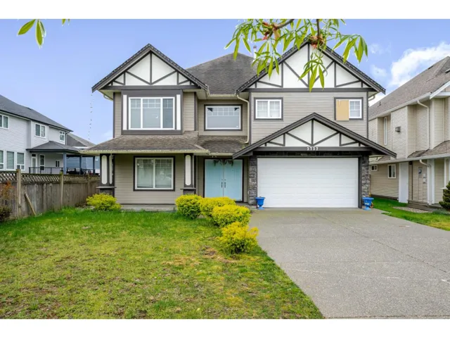 2737 CARRIAGE COURT, Abbotsford, British Columbia V4X0A3