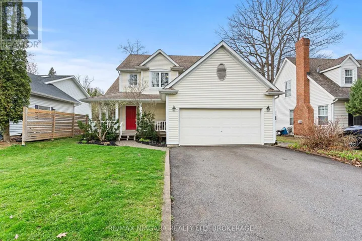12 OAK DRIVE, Niagara-on-the-Lake (Town), Ontario L0S1J0