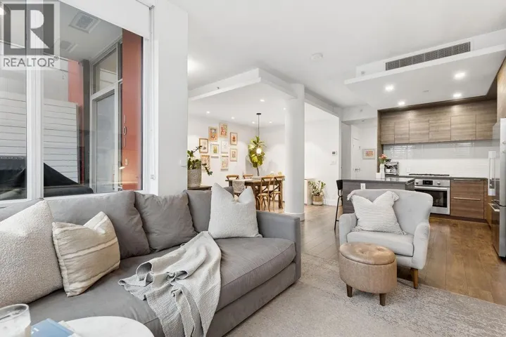101 1550 FERN STREET, North Vancouver, British Columbia V7J0A9