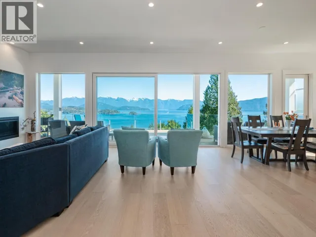 1209-1213 ST. ANDREWS ROAD, Gibsons, British Columbia V0N1V1
