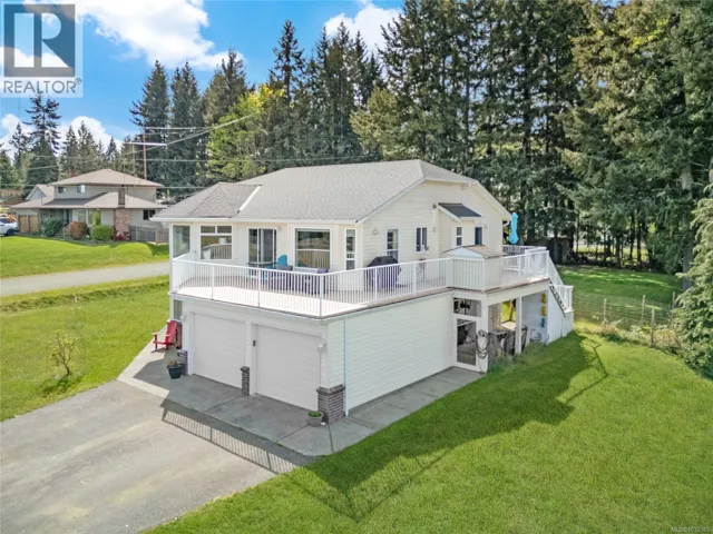 2207 June Rd, Courtenay, British Columbia V9J1X9