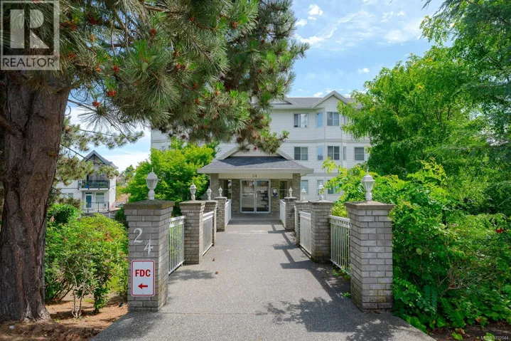 301 24 Prideaux St, Nanaimo, British Columbia V9R2M4