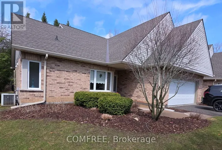 11 - 1850 CHERRYHILL ROAD, Peterborough (Monaghan Ward 2), Ontario K9K2E3