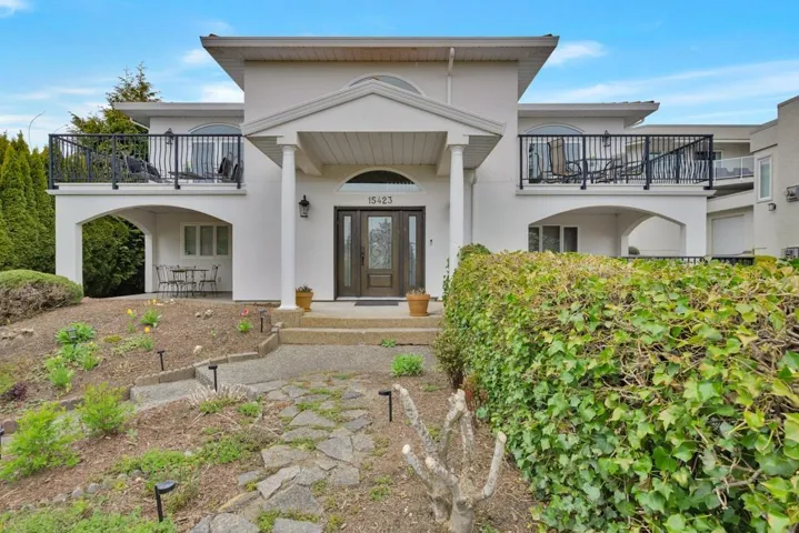 15423 BUENA VISTA AVENUE, White Rock, British Columbia V4B1Y9