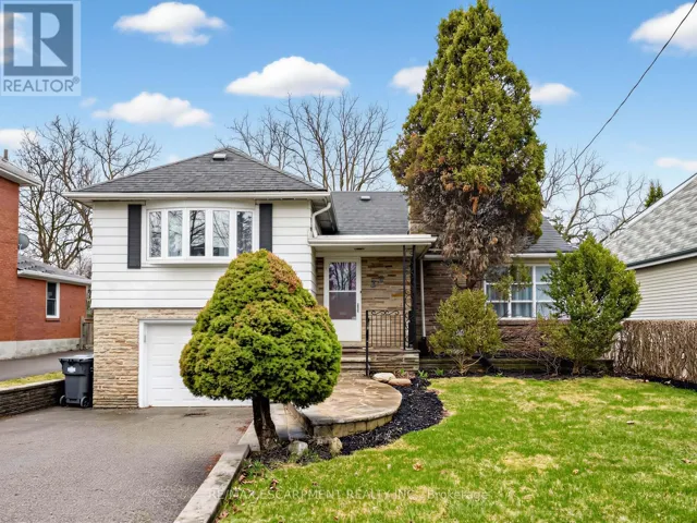 33 MILL STREET S, Brampton (Downtown Brampton), Ontario L6Y1S7