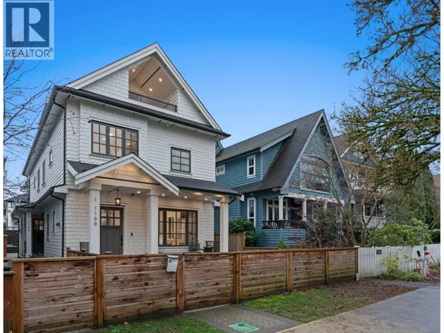 1 1166 E 11TH AVENUE, Vancouver, British Columbia V5T2G3