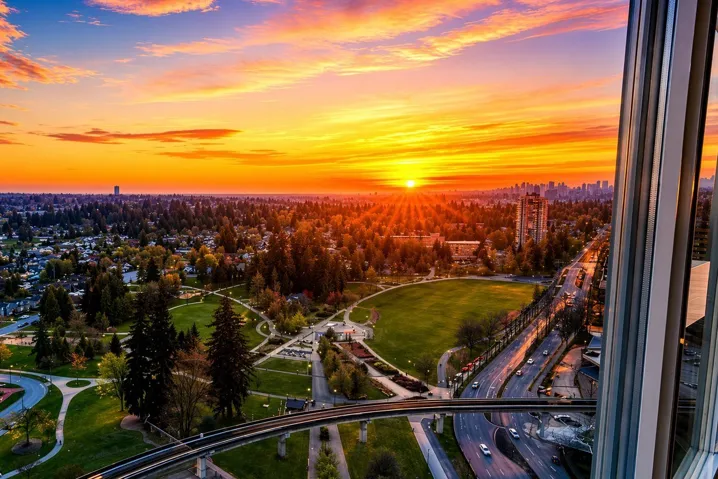 2810 13618 100 AVENUE, Surrey, British Columbia V3T0A8