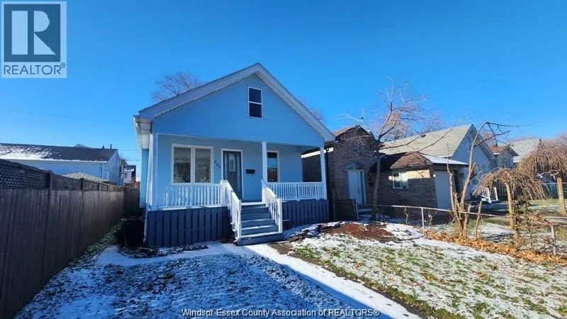 989 OAK AVENUE Unit# LOWER, Windsor, Ontario N9A5G3