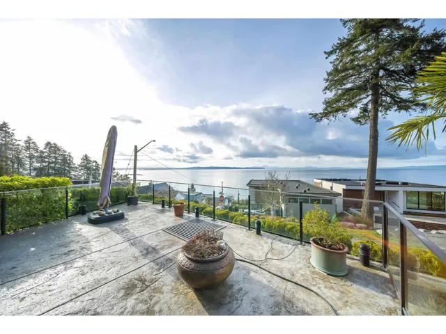 14533 MAGDALEN AVENUE, White Rock, British Columbia V4B2X5